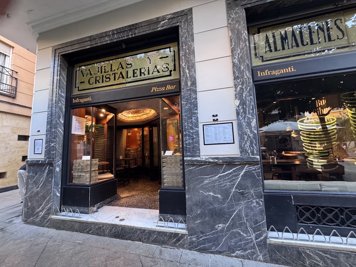 Infraganti Pizza Bar-3